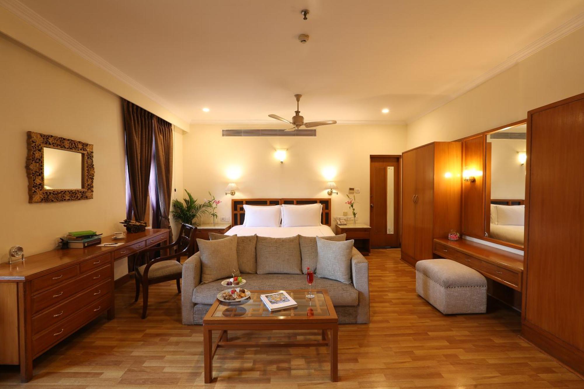 Ambassador, New Delhi - Ihcl Seleqtions Hotel Luaran gambar A suite at the Taj Bengal