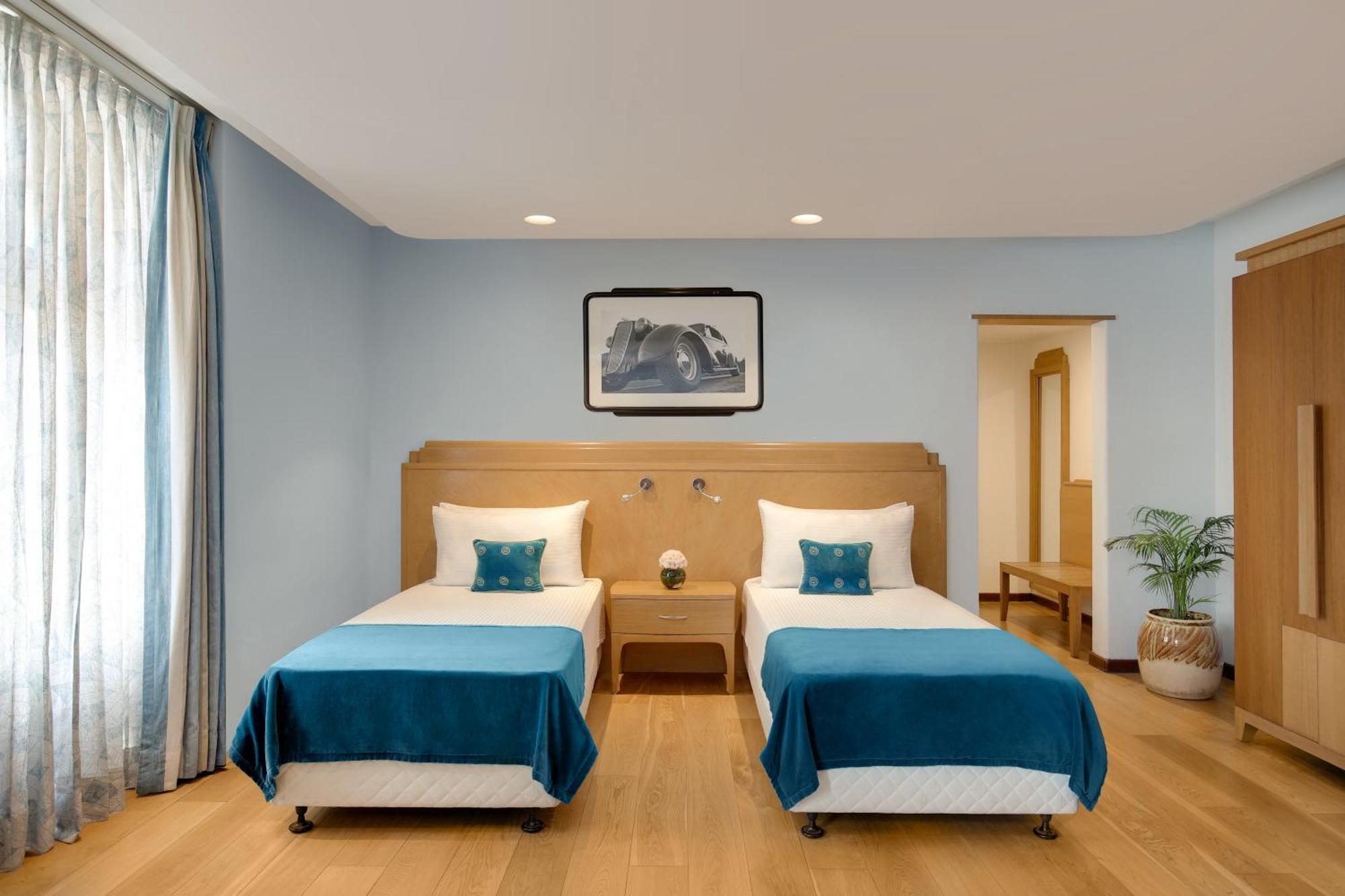 Ambassador, New Delhi - Ihcl Seleqtions Hotel Luaran gambar A room at the hotel